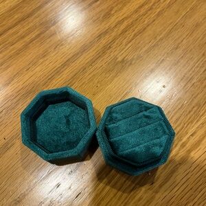 Green Velvet Octagonal Ring Box